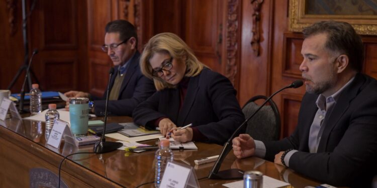 Maru Campos encabeza reunión del Pacto por el Desarrollo