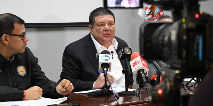 Lidera César Jáuregui interna del PAN por la alcaldía: Rubrum