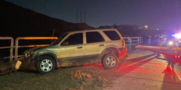 Pierde el control y choca en el Periférico R. Almada