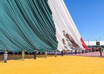 “La violencia no está representada en nuestra bandera”: Maru en el Día de la Bandera
