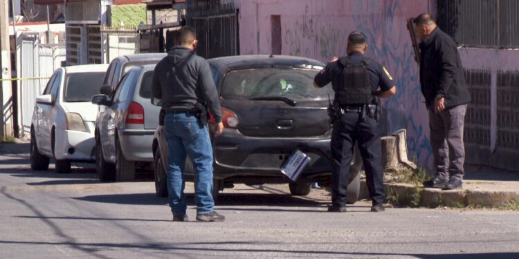 Aseguran automóvil presuntamente vinculado a ataque armado