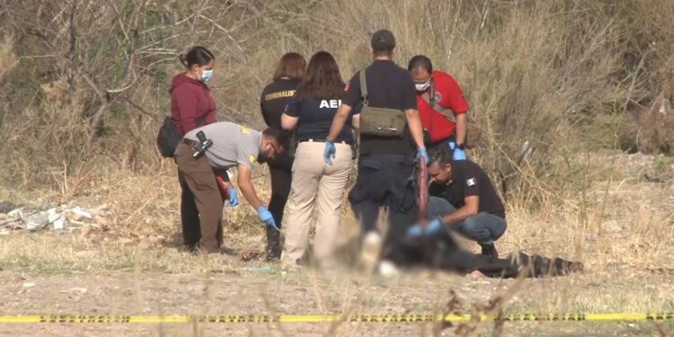 Localizan cuerpo calcinado y maniatado en la colonia Robinson