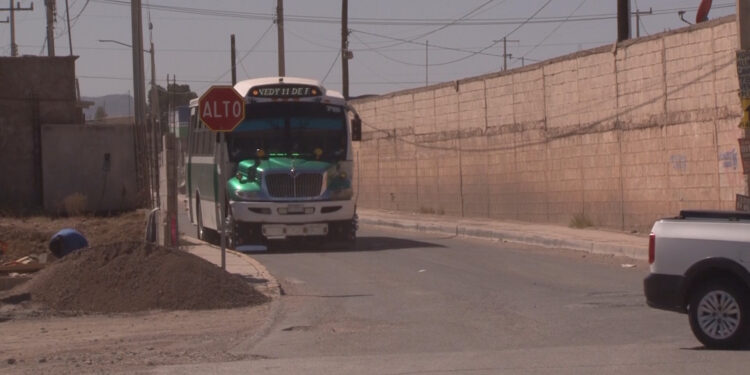 Usuarios de transporte en la colonia 11 de Febrero piden mayor vigilancia