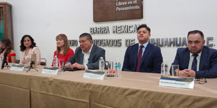 Asiste César Jáuregui a toma de protesta de la Barra Mexicana