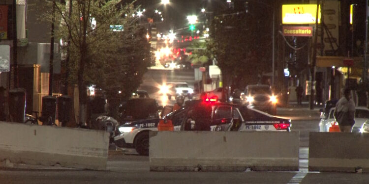 Instalan vallas en el centro de la ciudad previo al 8M