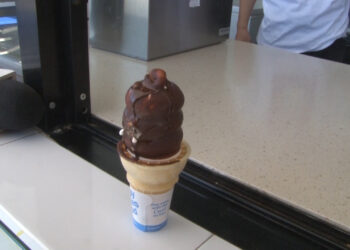 Chihuahua celebra el “Día del Cono Gratis” en Dairy Queen