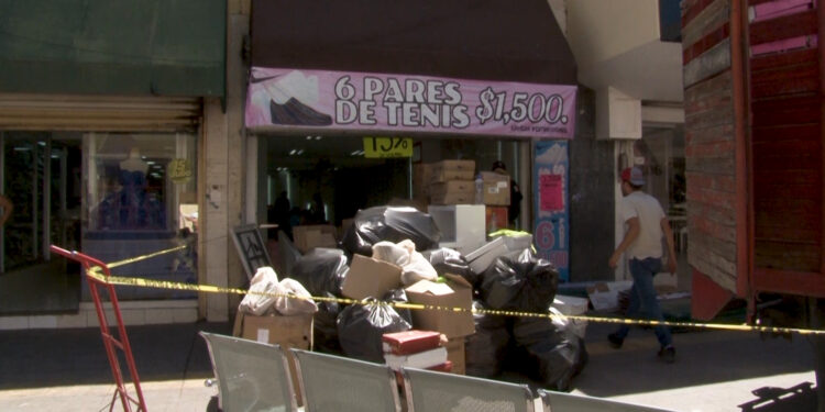 Desalojan zapatería “Muy Fresa” en el centro de la ciudad