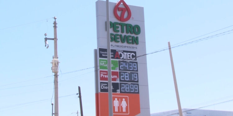Gasolina supera los 24 pesos por litro en algunas estaciones de Chihuahua