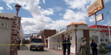 Mujer es hallada sin vida en hotel de la avenida Tecnológico