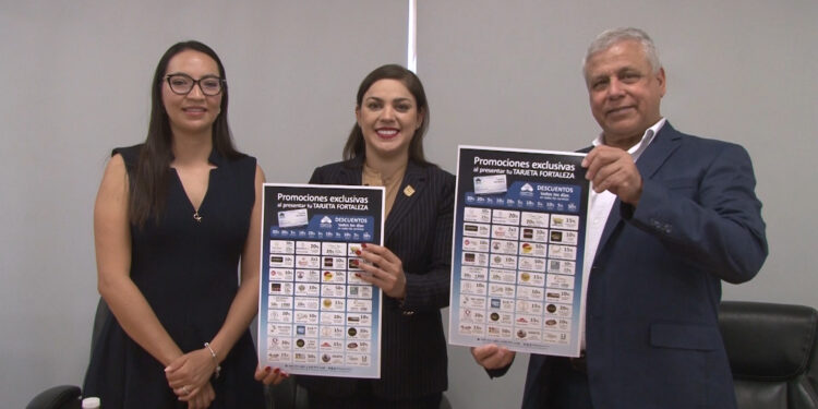 Renuevan convenio para brindar descuentos médicos a empleados municipales de Meoqui