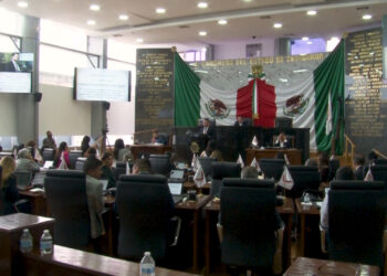 Aprueban reducción gradual de la jornada laboral a 40 horas en Chihuahua