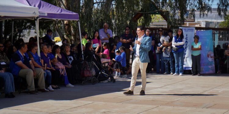 Conmemora Desarrollo Humano el 44 aniversario del Centro Comunitario Villa Revolución