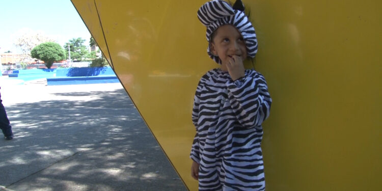 Celebran festivales primaverales en escuelas de Chihuahua