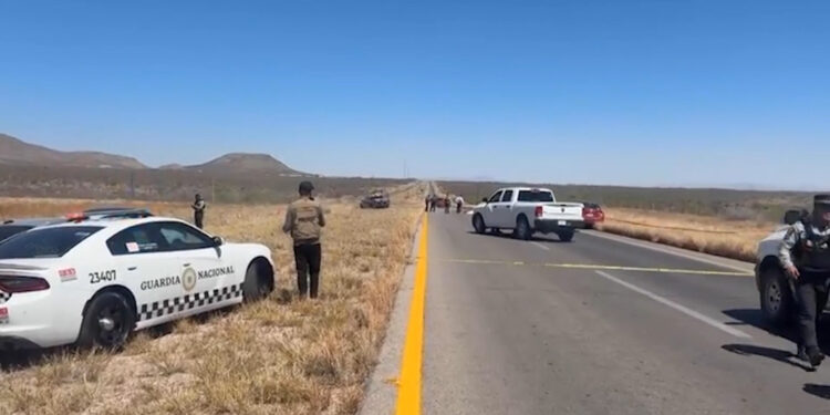Mu3r3 profesor tras arrojarse al paso de un camión en la carretera Parral-Jiménez