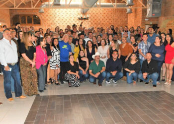 Se reunió César Jáuregui con trabajadores de la salud