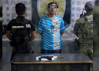 Municipales e integrantes de Célula BOI aseguran arma y cartuchos a motociclista