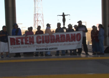 Manifestantes protestan en el Tribunal Superior de Justicia por desalojo de adulto mayor