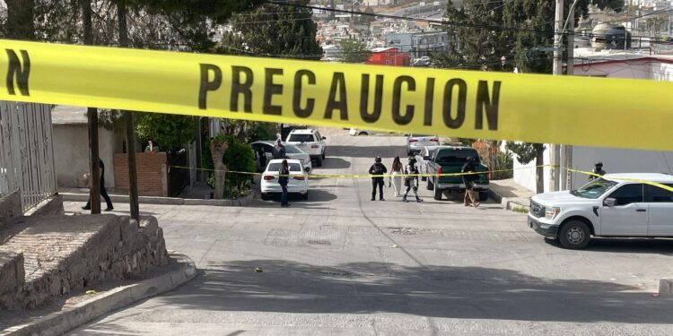 Balean a dos en calles de la Campesina Nueva