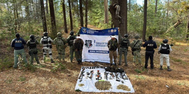 Detienen a tres durante enfrentamiento entre civiles armados y corporaciones de seguridad