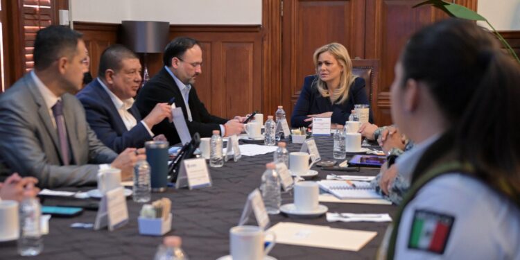 Maru Campos encabeza sesión de la Mesa de Seguridad