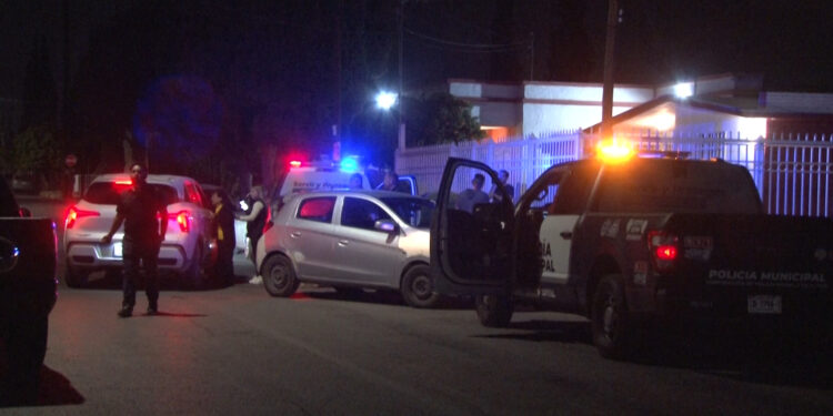 Asaltan y atropellan a abuelita en la colonia Granjas