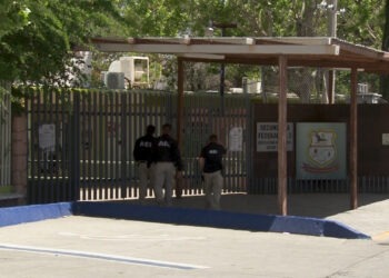 Aseguran bala de salva a estudiante en secundaria de la ciudad