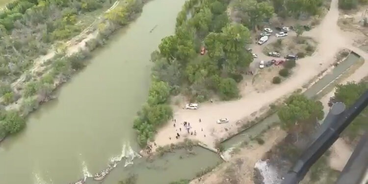 Adolescente de 15 años es arrastrado por la corriente del Río Conchos