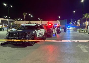 Balean a hombre en estacionamiento de Mi Plaza Chihuahua