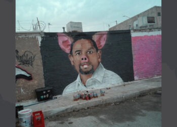 Detienen a jóvenes por mural satírico contra alcalde en Ciudad Juárez