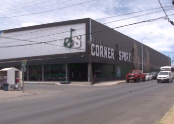 Clausuran la Arena Corner Sport tras riña en evento musical en Chihuahua