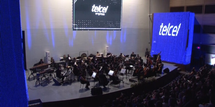 Celebra Telcel gala sinfónica en el Museo Semilla