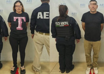 Detienen a pareja acusada de pagar un vehículo con un cheque sin fondos en Parral