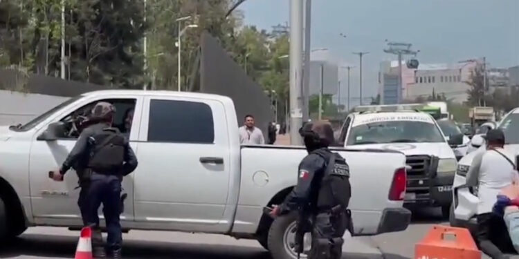 Duró una hora la reunión entre Harfuch y la gobernadora de Chihuahua