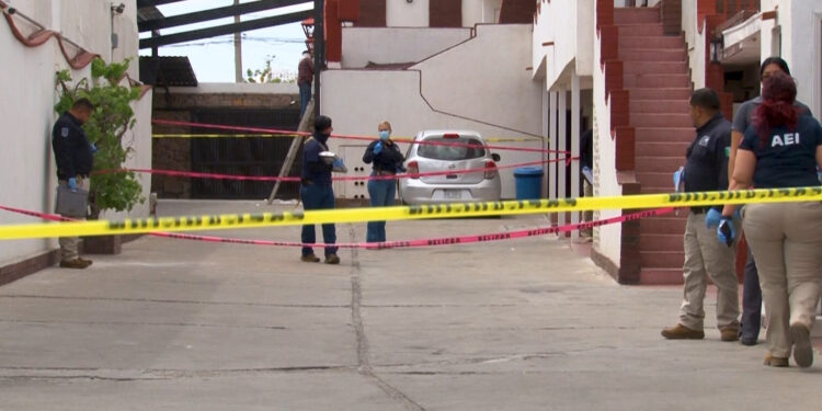 Identifican a mujer localizada en el Motel Villa del Sol; murió tras ser apuñalada