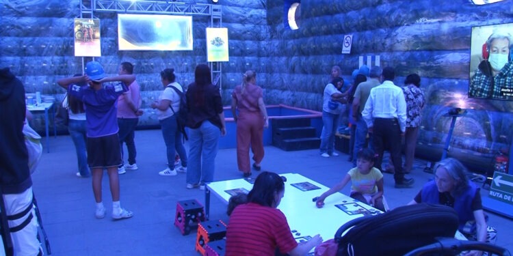 Instalan experiencia inmersiva “México Minero” en la Plaza de Armas