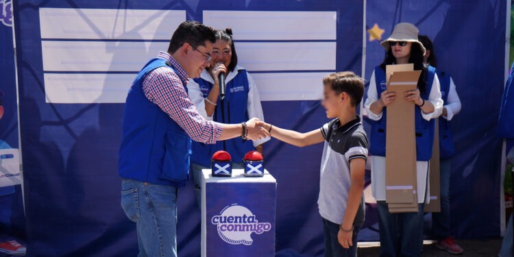 Celebran el Día de la Niñez en centros comunitarios de Chihuahua capital