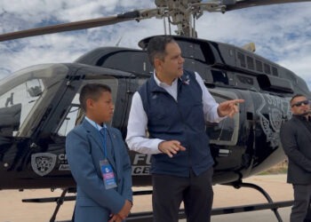 Niño rarámuri es “Secretario de Seguridad” por un día en Chihuahua