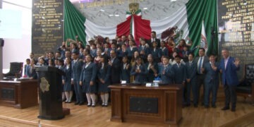 Niñas y niños toman el Congreso de Chihuahua por un día