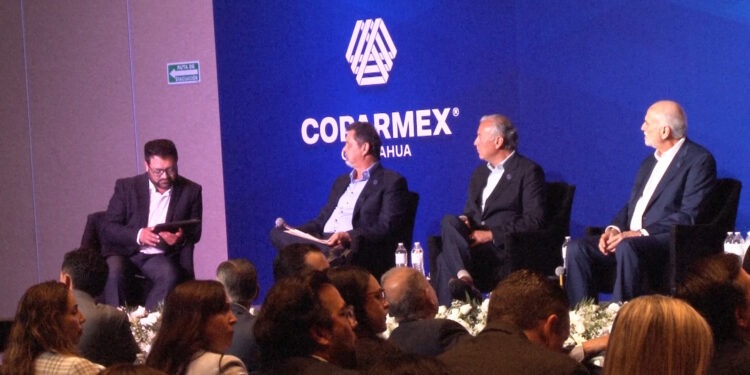 COPARMEX Chihuahua celebra 90 años con panel “Construyendo a México”