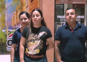 Familias protestan en Delicias por viviendas inconclusas en fraccionamiento Altos Cumbres