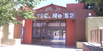 Hallazgo de arma en Secundaria Técnica 52 de Delicias genera alerta entre padres