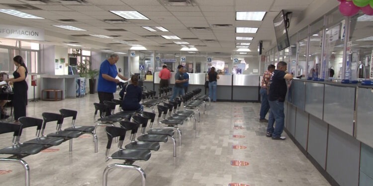 Concluye plazo de descuentos para revalidación vehicular 2026 en Chihuahua