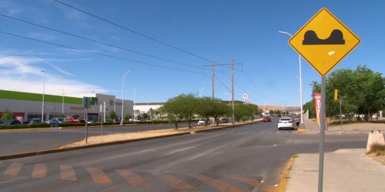 Denuncian arrancones clandestinos en la avenida Víctor Hugo frente a Plaza Sendero