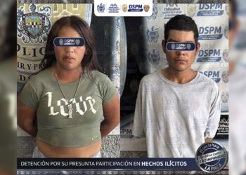Detienen a pareja acusada de robar una farmacia en la colonia Ponce de León