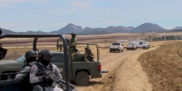 Hallan a hombre ejecutado en camino a Tascate del Águila; Cuauhtémoc amanece bajo movilización