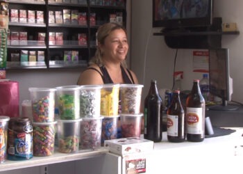 Comercios aprovechan Viernes Santo para aumentar ventas
