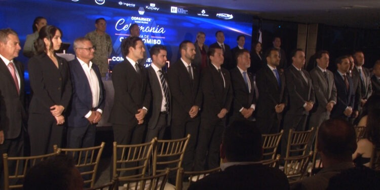 Toma protesta Consejo Directivo de Coparmex Delicias