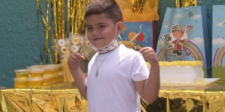 Lester celebra su alta tras vencer la leucemia