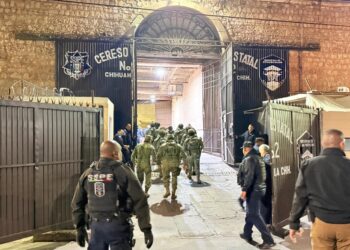 Realizan operativo en CERESO No. 2 con revisión extraordinaria