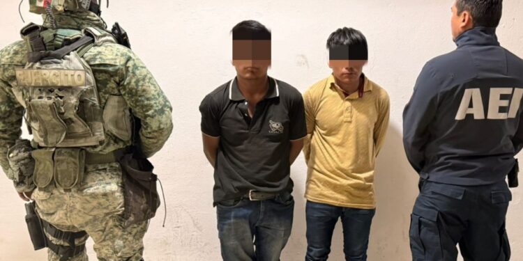 Detiene Célula BOI a sujetos por portación ilegal de arma de fuego en Guadalupe y Calvo